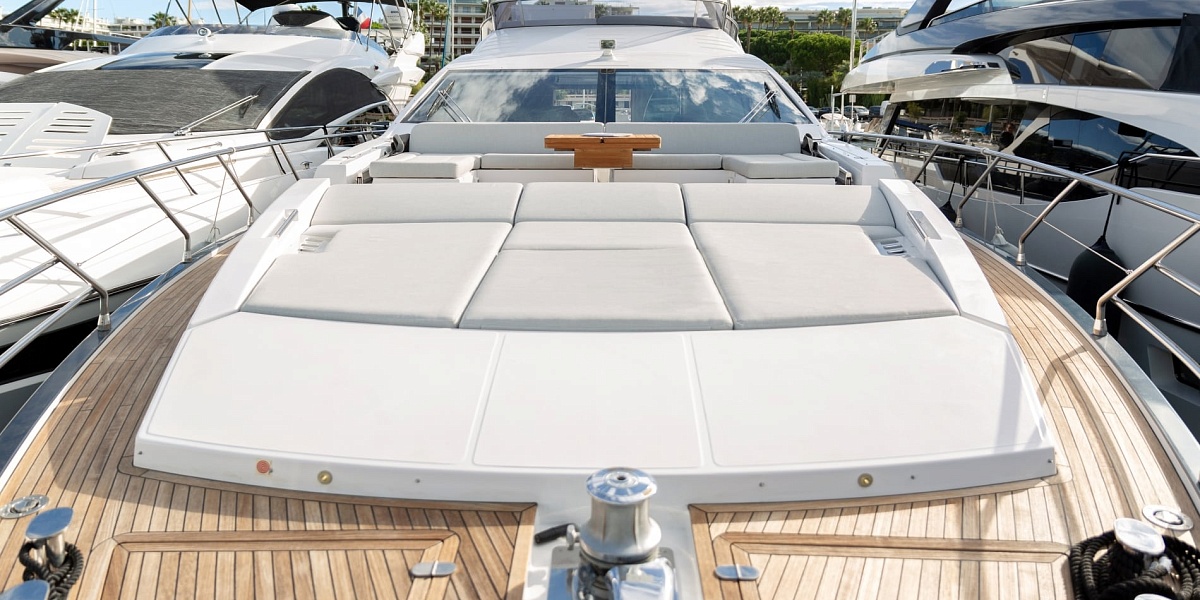 Аренда яхты Azimut 72 Solstice во Франции